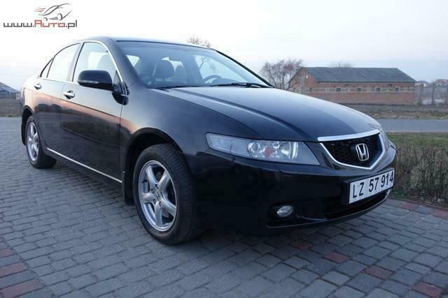 Używany Honda Accord 155 KM (114 kW) 2003 Czarny Sedan/Limuzyna