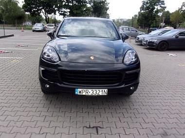 Czarny Używany 2017 Porsche Cayenne SUV | 115 000 zł - Obraz 1/4