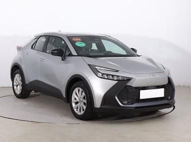 Srebrny Nowe 2024 Toyota C-HR SUV | 112 999 zł (Uczciwa cena) - Obraz 1/4