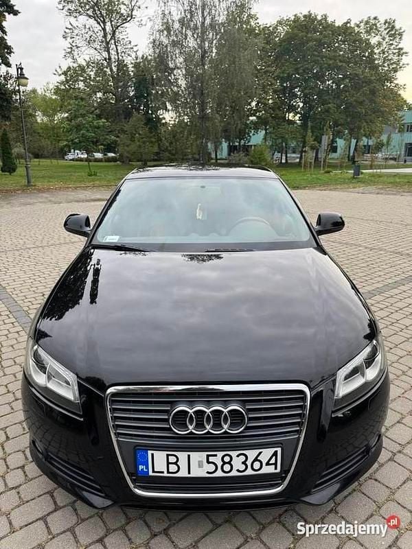 Czarny Używany 2009 Audi A3 Sportback S-Line Hatchback | 27 900 zł (Drogi) - Obraz 1/4