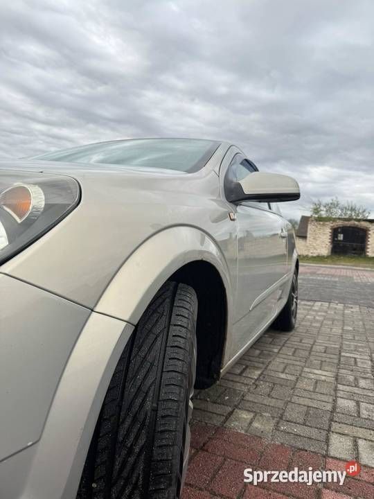 Używany Opel Astra GTC 105 KM (77 kW) 2006