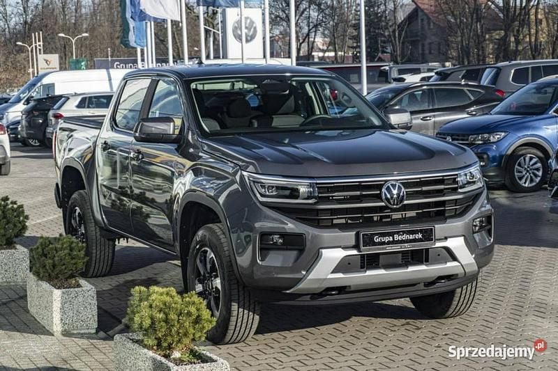 Nowe VW Amarok Life 2025 Szary Pickup