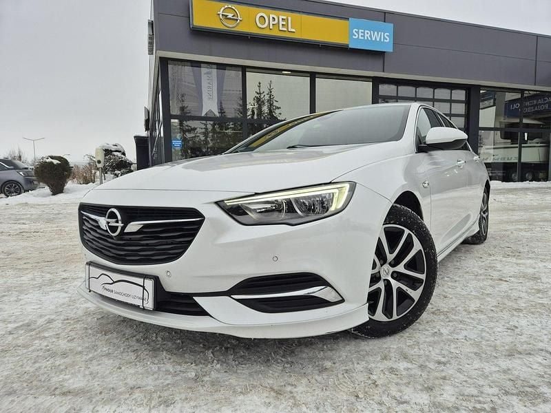 Używany Opel Insignia 170 KM (125 kW) 2018 Biały Sedan/Limuzyna