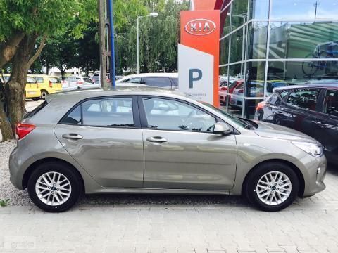 Kia rio green