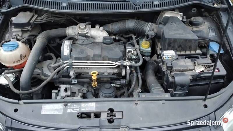 Czarny Używany 2007 VW Polo Hatchback | 11 600 zł (Uczciwa cena) - Obraz 1/4