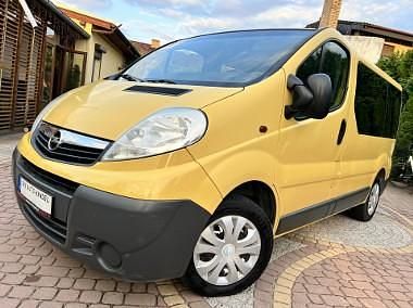 Żółty Używany 2008 Opel Vivaro Van | 29 999 zł (Uczciwa cena) - Obraz 1/4