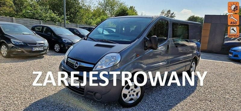 Szary Używany 2011 Opel Vivaro Van | 39 237 zł (Dość drogi) - Obraz 1/4