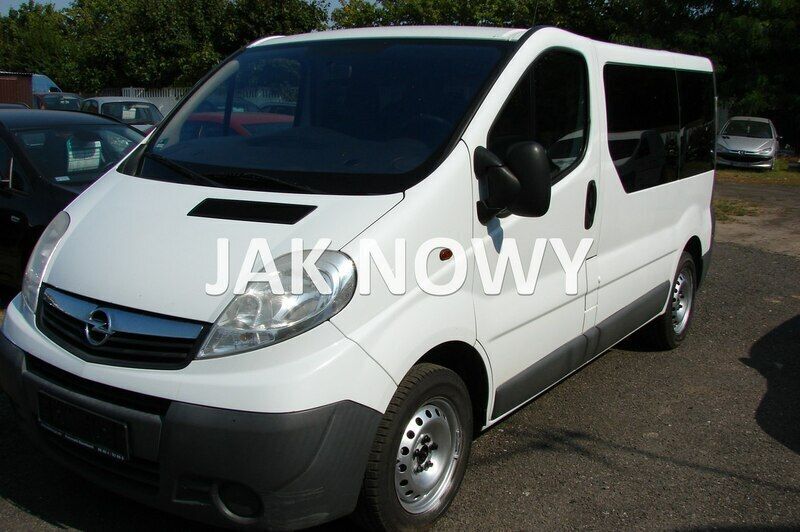 Biały Używany 2013 Opel Vivaro Van | 38 000 zł (Dobra cena) - Obraz 1/4