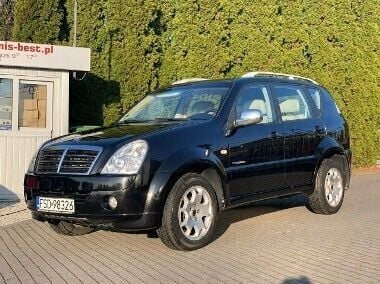 Czarny Używany 2007 Ssangyong (KGM) Rexton II SUV | 27 000 zł - Obraz 1/4