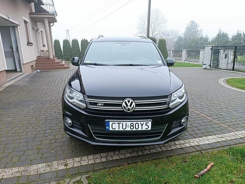 Czarny Używany 2012 VW Tiguan R-line SUV | 49 500 zł (Dobra cena) - Obraz 1/4