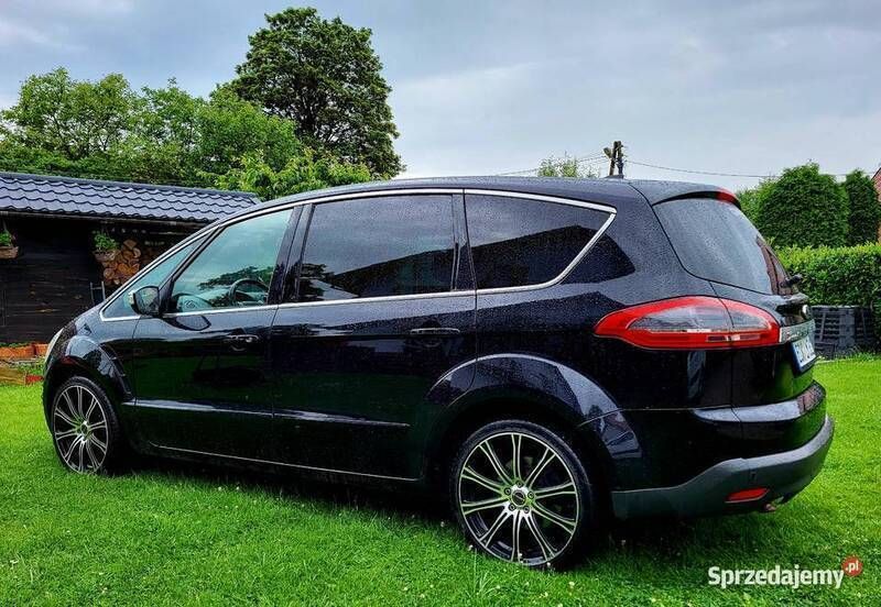 Czarny Używany 2013 Ford S-MAX Titanium Minivan | 38 500 zł (Dobra cena) - Obraz 1/4