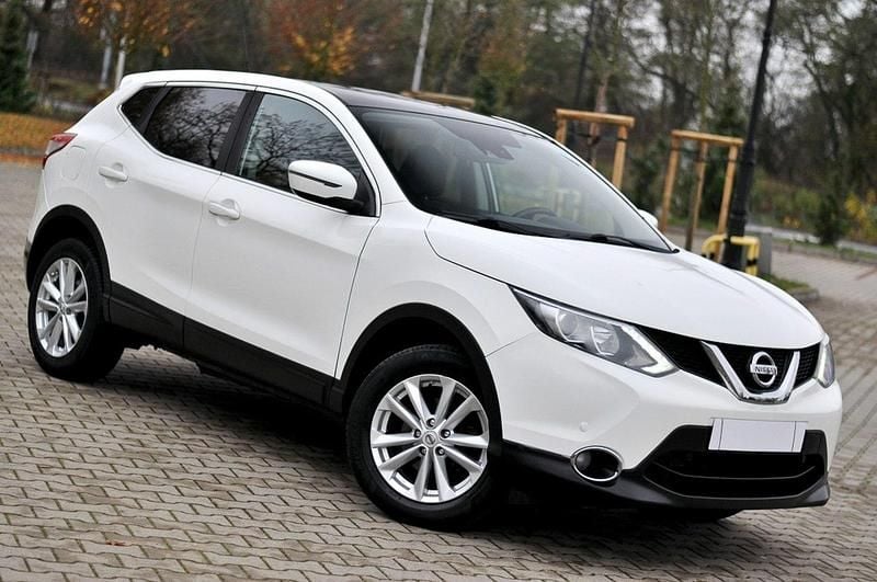 Biały Używany 2014 Nissan Qashqai SUV | 35 900 zł (Uczciwa cena) - Obraz 1/4