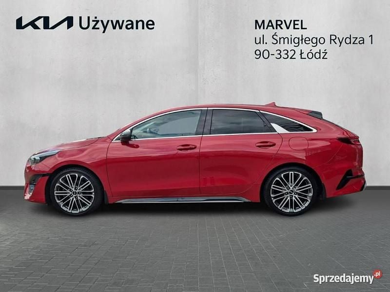 Bordowy (metalik) Używany 2022 Kia ProCeed 2 Hatchback | 99 900 zł (Uczciwa cena) - Obraz 1/4