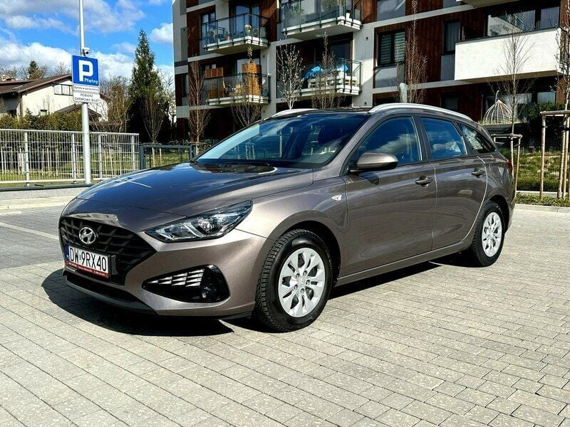 Brązowy (metalik) Używany 2022 Hyundai i30 Kombi | 57 800 zł (Uczciwa cena) - Obraz 1/1
