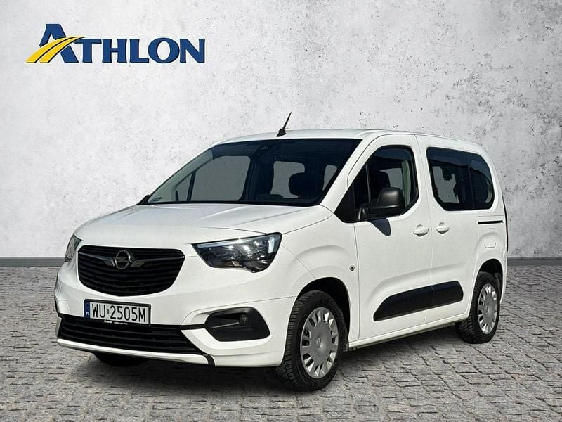 Biały Używany 2021 Opel Combo Minivan | 69 600 zł (Drogi) - Obraz 1/4