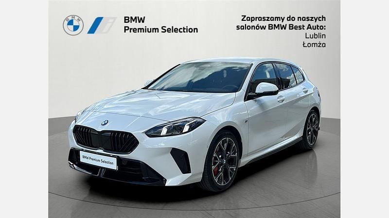 Biel alpejska Używany 2024 BMW 120 Shadowline Hatchback | 165 100 zł (Dobra cena) - Obraz 1/3