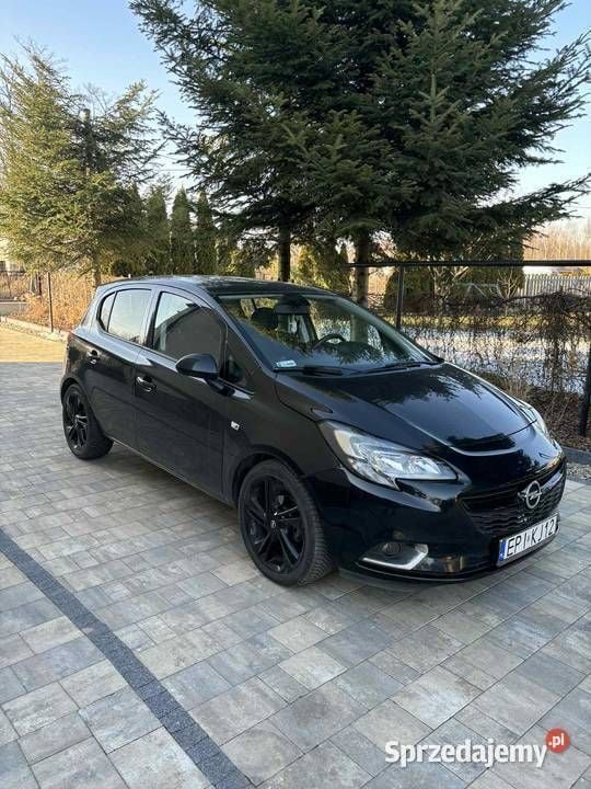Czarny Używany 2015 Opel Corsa Hatchback | 26 499 zł (Dość drogi) - Obraz 1/4