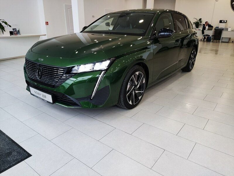 Zielony (metalik) Używany 2023 Peugeot 308 Hatchback | 116 000 zł - Obraz 1/4