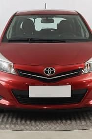 Używany Toyota Yaris 69 KM (50 kW) 2011 Czerwony Hatchback
