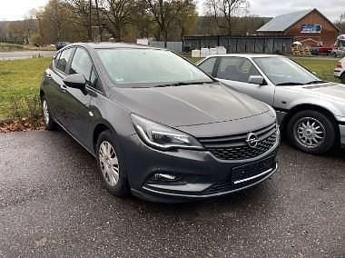 Inny kolor Używany 2016 Opel Astra Sedan/Limuzyna | 22 700 zł (Dobra cena) - Obraz 1/4