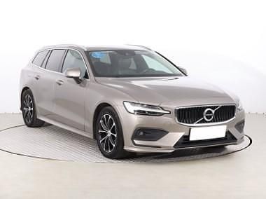 Złoty Używany 2018 Volvo V60 Kombi | 92 999 zł (Drogi) - Obraz 1/4