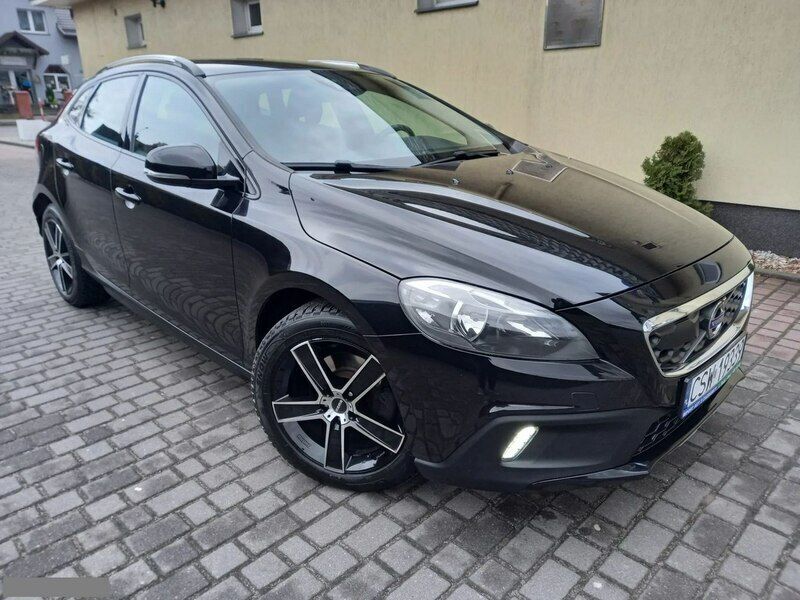 Czarny Używany 2014 Volvo V40 CC Kombi | 39 900 zł - Obraz 1/4