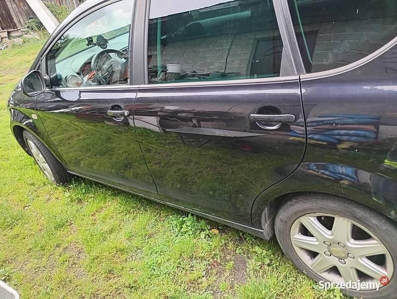 Używany Seat Altea 105 KM (77 kW) 2008 Czarny Minivan