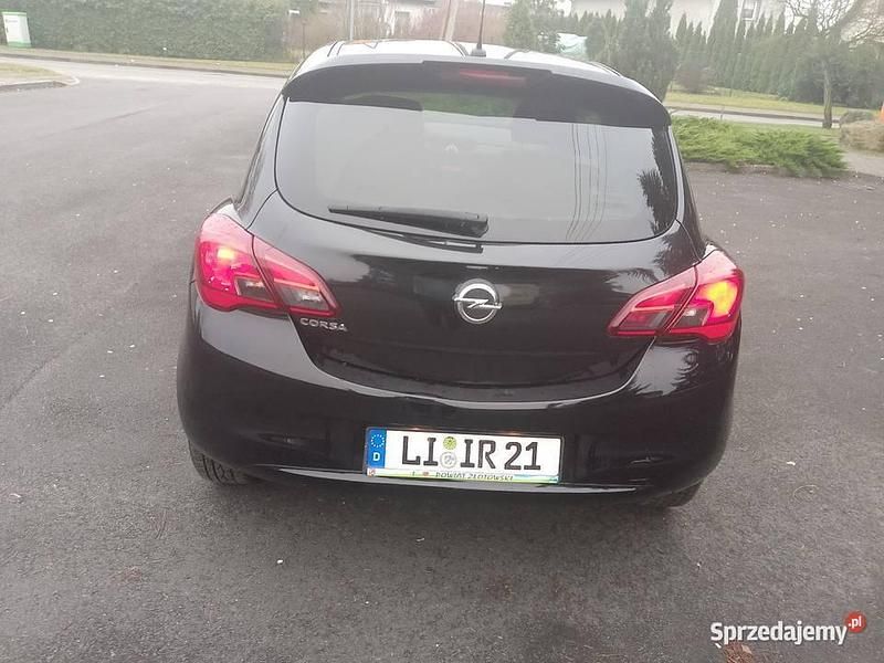 Używany Opel Corsa 70 KM (51 kW) 2017 Czarny Hatchback