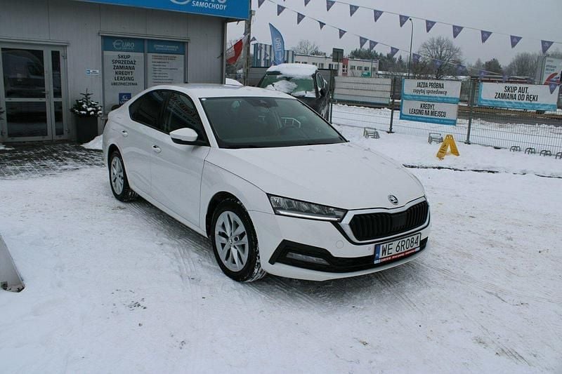 Używany Skoda Octavia Ambition 2021 Biały Hatchback