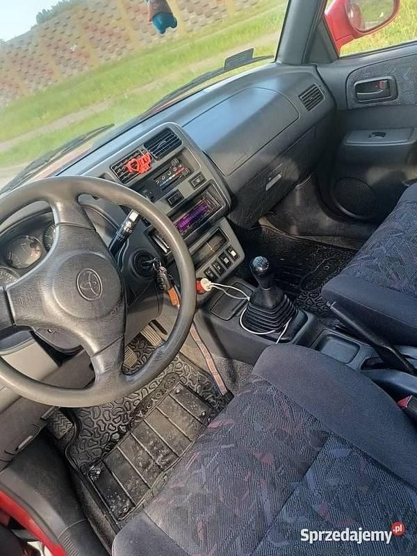 Czerwony Używany 1998 Toyota RAV4 SUV | 12 000 zł - Obraz 1/3