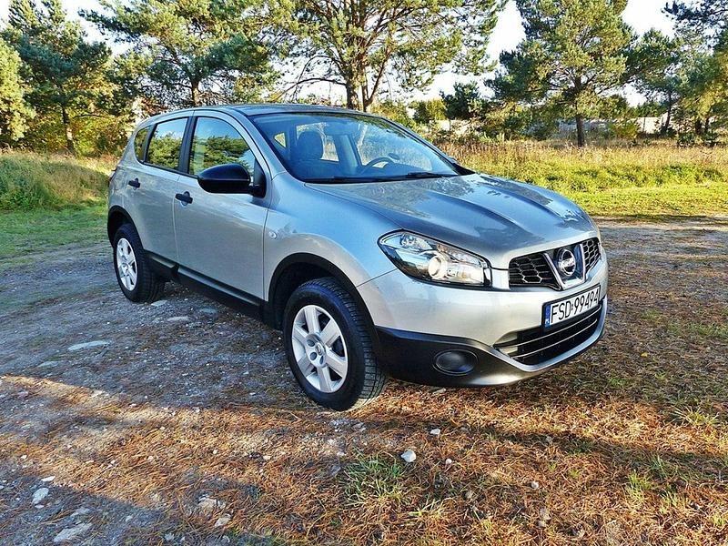 Używany Nissan Qashqai 114 KM (83 kW) 2010 Srebrny SUV