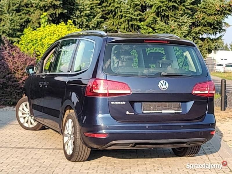 Używany VW Sharan 2016 Granatowy Minivan