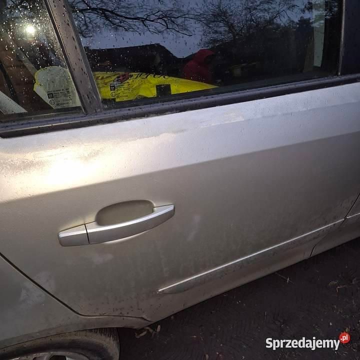 Używany Opel Corsa 2007 Złoty Hatchback