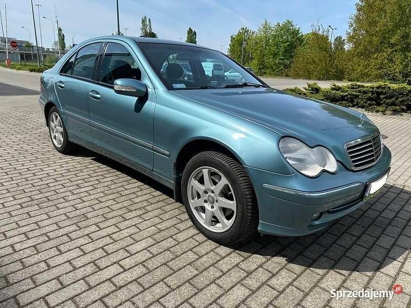 Używany 2002 Mercedes C200 Avantgarde | 13 300 zł - Obraz 1/4