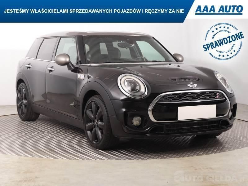 Czarny Używany 2016 Mini Clubman Kombi | 68 499 zł (Uczciwa cena) - Obraz 1/4