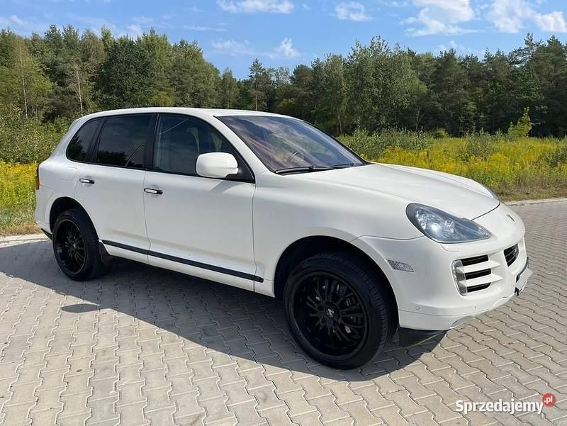Biały Używany 2009 Porsche Cayenne SUV | 46 800 zł - Obraz 1/4