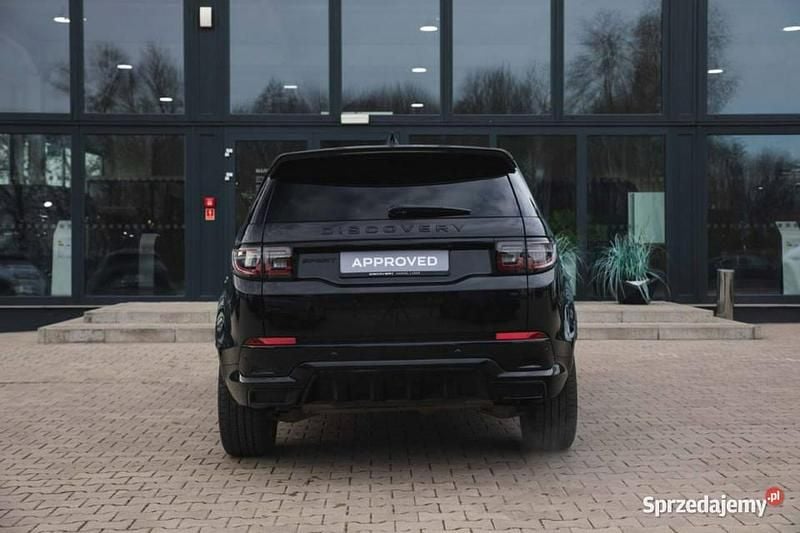 Używany Land Rover Discovery 5 Dynamic 200 KM (147 kW) 2023 Czarny (metalik) SUV