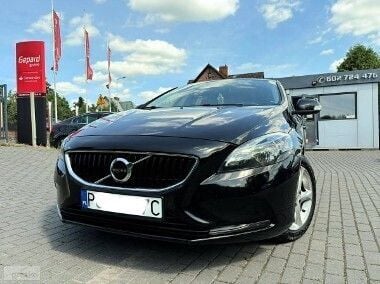 Czarny Używany 2016 Volvo V40 Summum Kombi | 39 990 zł (Dobra cena) - Obraz 1/4