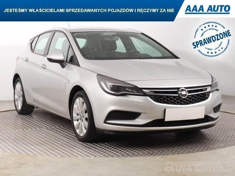 Srebrny Używany 2016 Opel Astra | 34 999 zł (Uczciwa cena) - Obraz 1/4