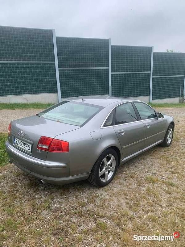 Używany Audi A8 335 KM (246 kW) 2005 Szary Sedan/Limuzyna
