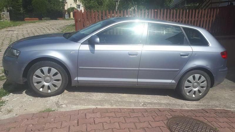 Używany Audi A3 2004 Srebrny Hatchback