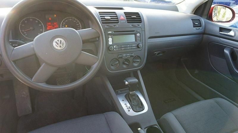 Używany VW Golf IV 2004 Czerwony Hatchback