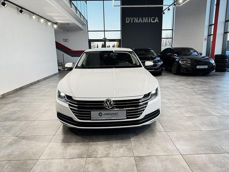 Biały Używany 2018 VW Arteon R Sedan/Limuzyna | 81 900 zł (Dość drogi) - Obraz 1/2