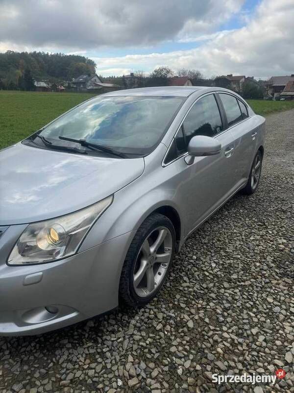 Używany 2011 Toyota Avensis T2 | 10 000 zł (Uczciwa cena) - Obraz 1/4