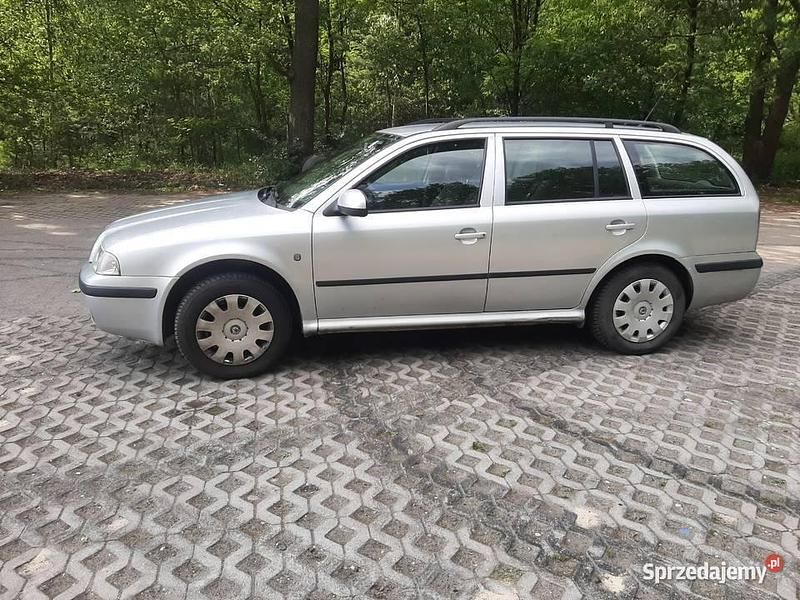Używany 2009 Skoda Octavia Tour | 7500 zł (Dobra cena) - Obraz 1/4