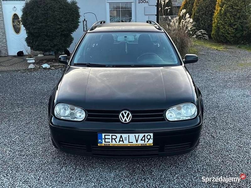 Czarny Używany 2002 VW Golf IV Kombi | 3900 zł (Uczciwa cena) - Obraz 1/4