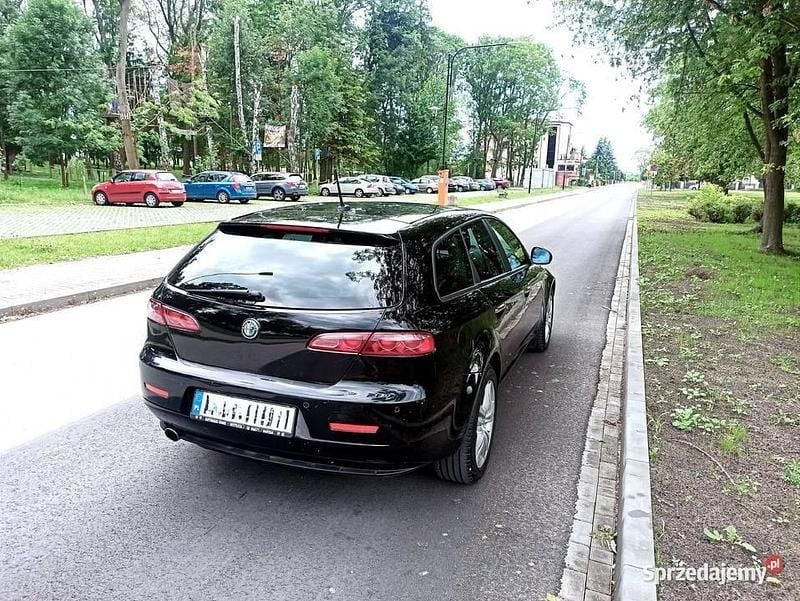 Używany Alfa Romeo 159 2010 Czarny Kombi