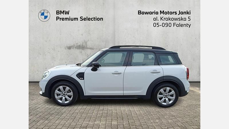 Używany Mini Cooper Countryman 136 KM (100 kW) 2019 Light white SUV