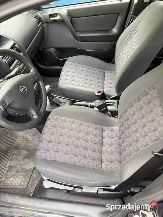 Granatowy Używany 2003 Opel Astra Hatchback | 8000 zł - Obraz 1/4