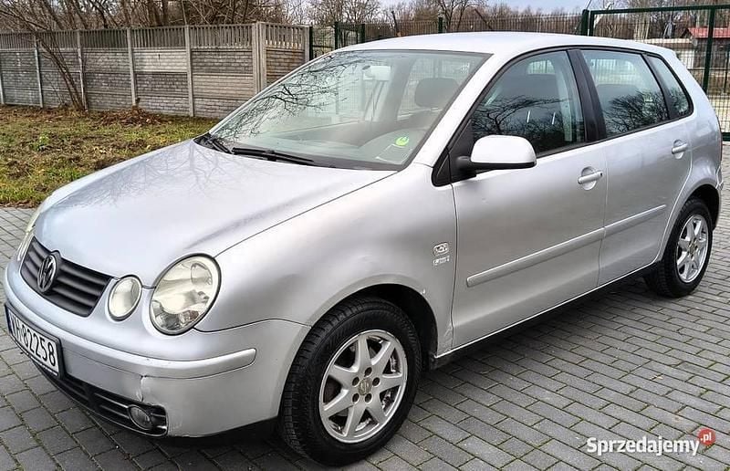 Srebrny Używany 2005 VW Polo Hatchback | 4900 zł (Dobra cena) - Obraz 1/4